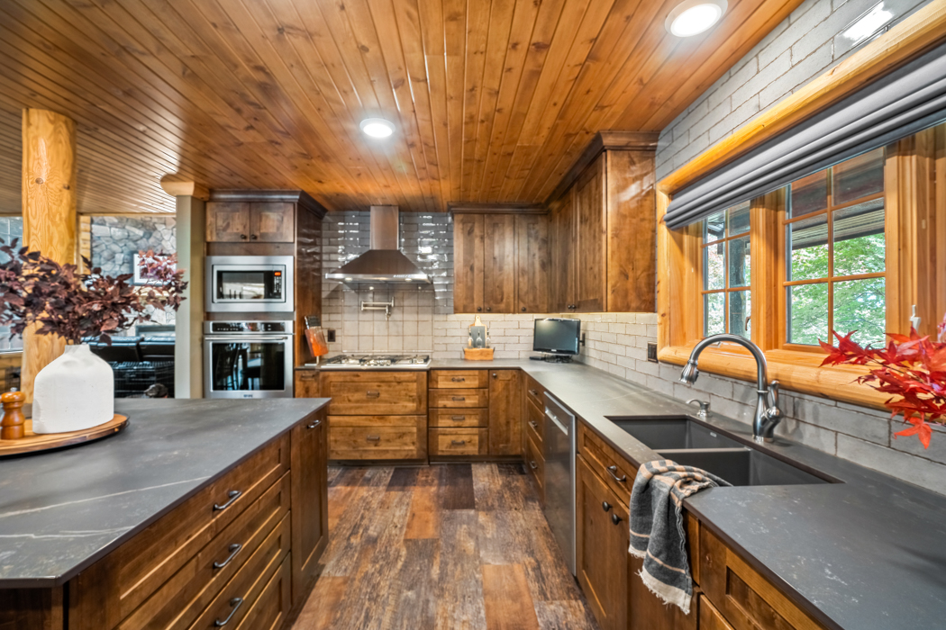 Heirloom Revival - At Home in Arkansas  Rustic kitchen, Rustic kitchen  decor, Kitchen renovation